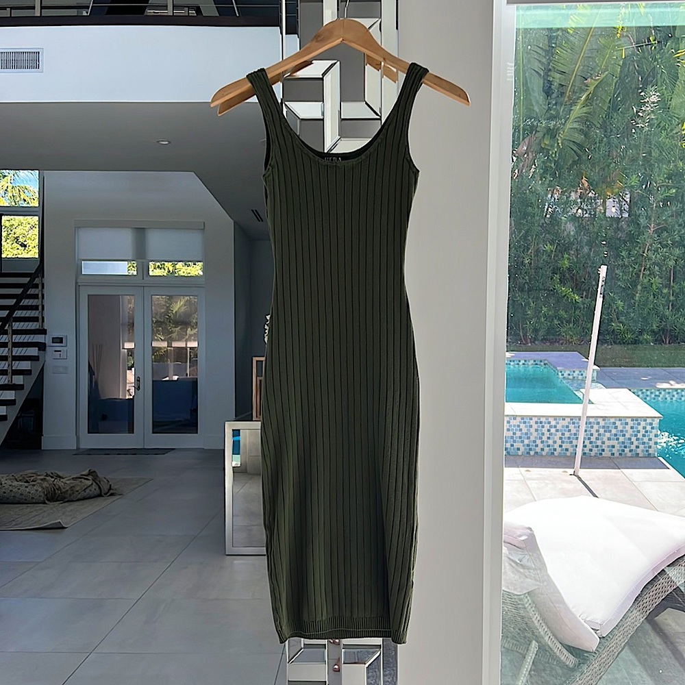 Olive ribbed midi